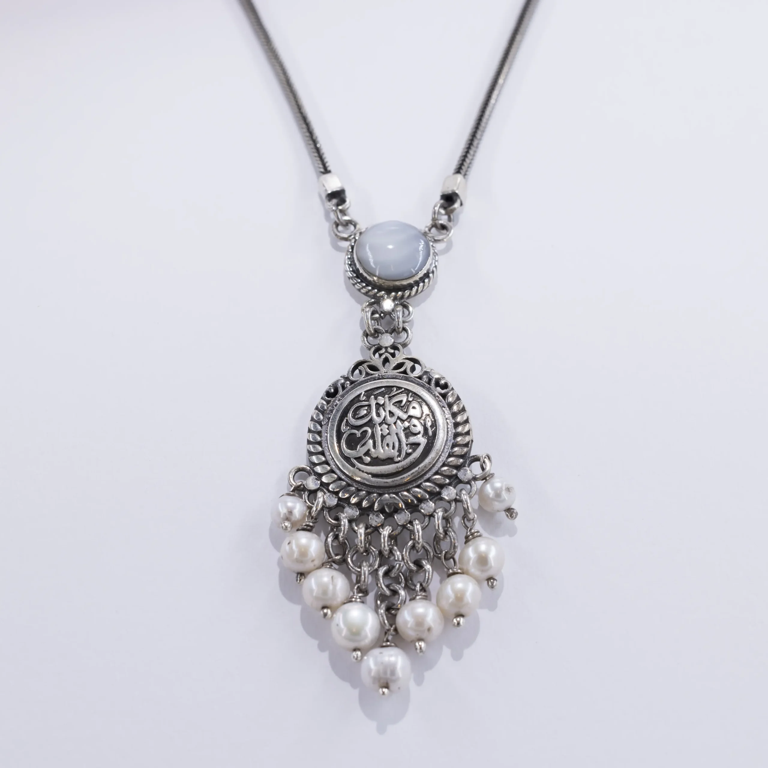 Sterling silver necklace 925 with mother pearl