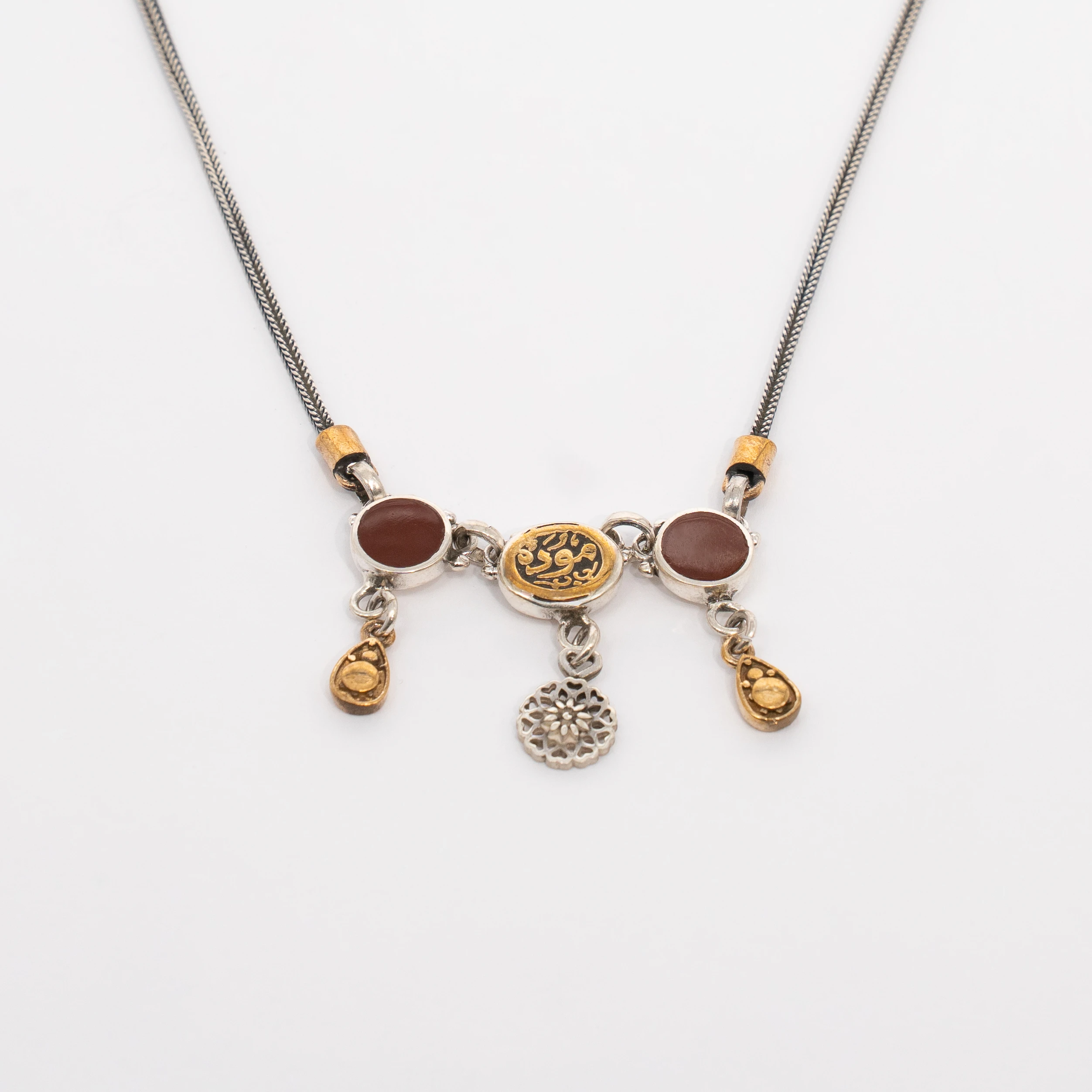 Silver Necklace with Agate Stone